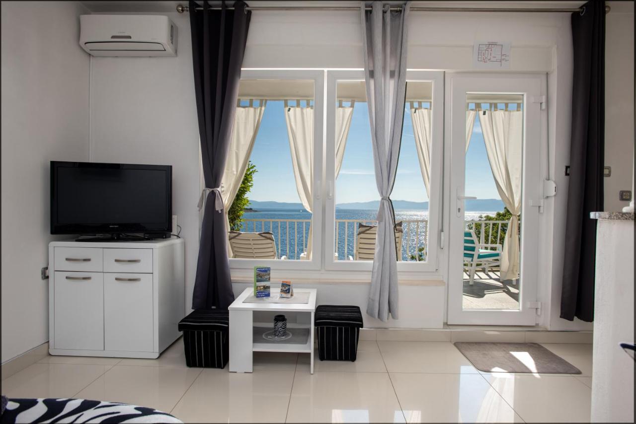 Apartments Viky Kraljevica Ngoại thất bức ảnh
